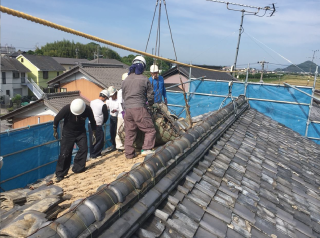屋根葺き替え工事